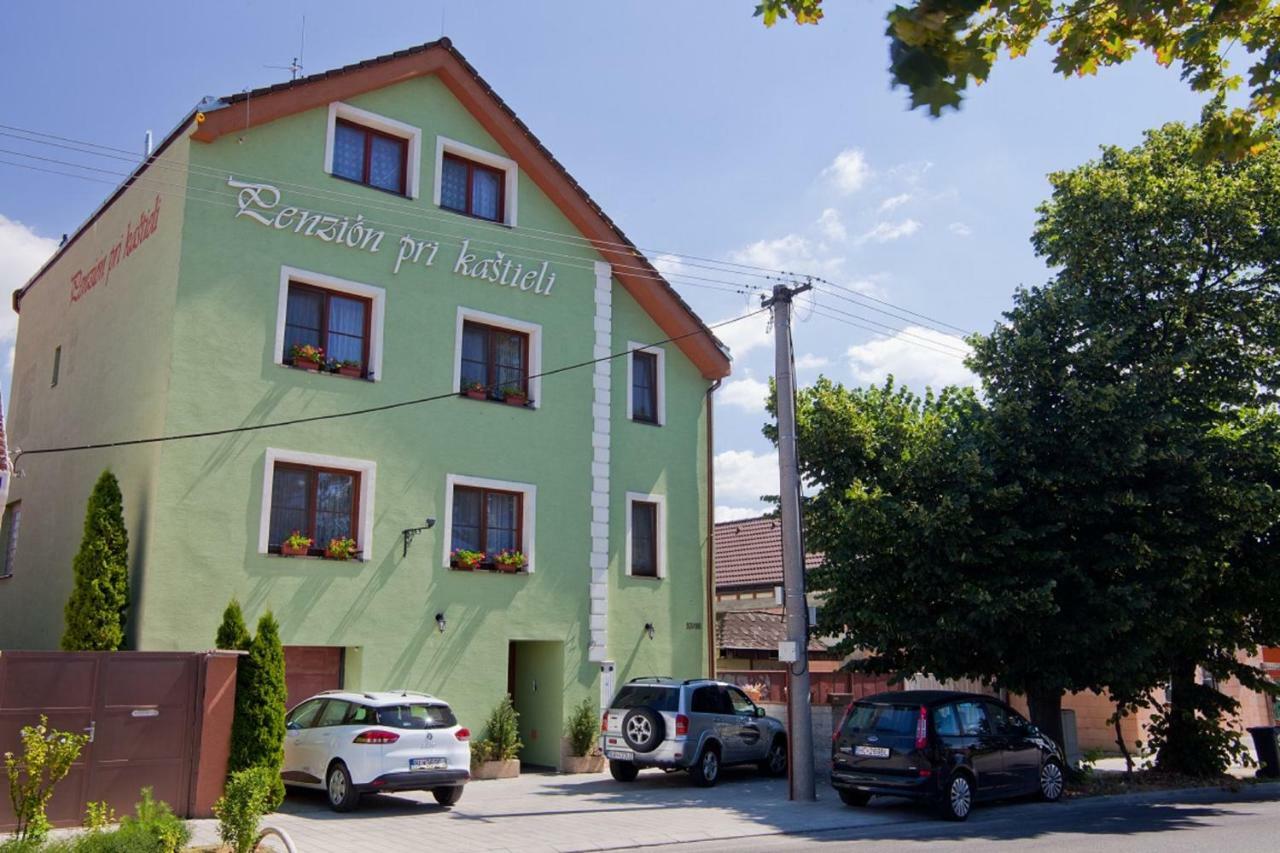Penzion Pri Kastieli Bratislava Exterior photo
